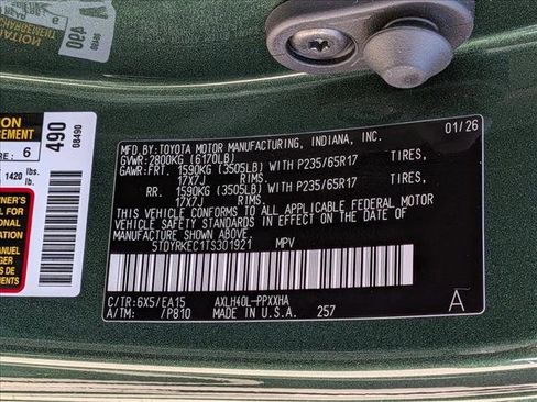 New 2026 Toyota Sienna XLE image 17