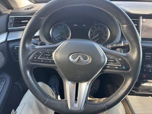 Certified 2022 INFINITI QX50 Essential image 15