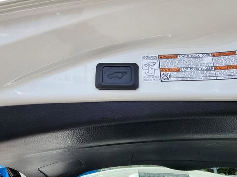 Used 2017 Toyota RAV4 Limited w/ All Weather Liner Package AWD/4WD image 28