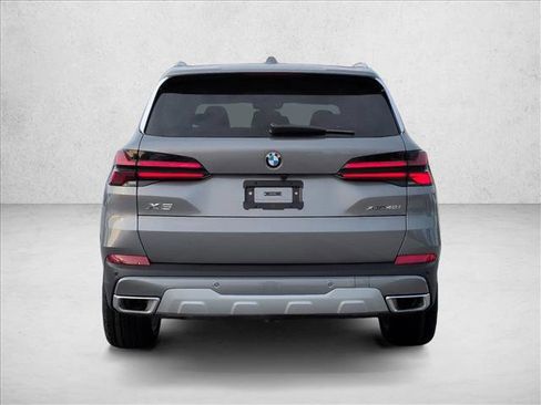 Used 2026 BMW X5 xDrive40i w/ Premium Package AWD/4WD image 8