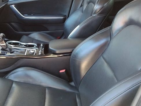 Used 2019 Kia Stinger AWD/4WD image 7