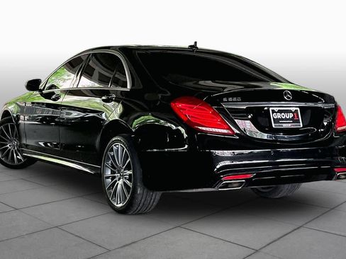 Used 2017 Mercedes-Benz S 550 Sedan image 11
