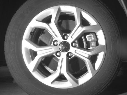 Used 2025 Jeep Compass Latitude AWD/4WD image 13