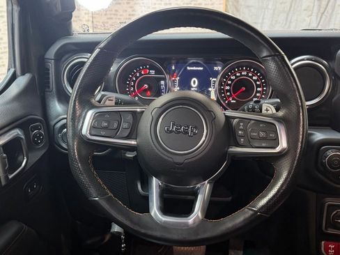 Used 2022 Jeep Wrangler Unlimited Rubicon AWD/4WD image 17