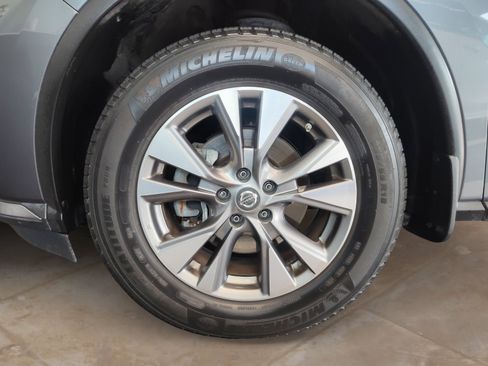 Used 2017 Nissan Murano SL FWD image 29