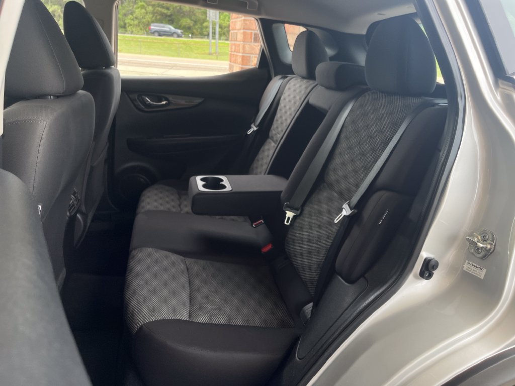 Certified 2022 Nissan Rogue Sport SV FWD image 26