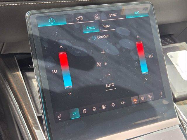 New 2026 Cadillac Escalade Luxury AWD/4WD image 28