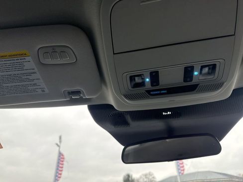 New 2025 Ford Explorer Active w/ Active Comfort Package image 28