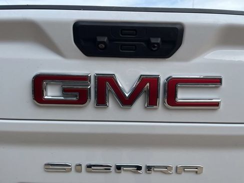 Used 2022 GMC Sierra 2500 SLT AWD/4WD image 13