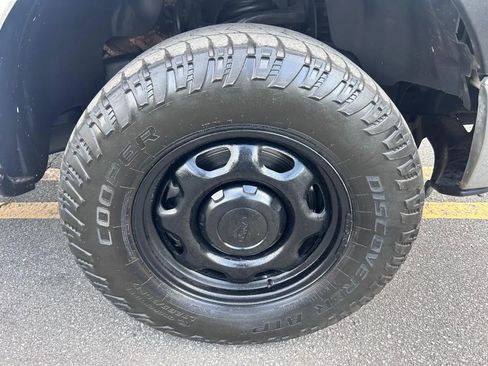 Used 2014 Ford F150 XL w/ Equipment Group 101A Mid AWD/4WD image 33