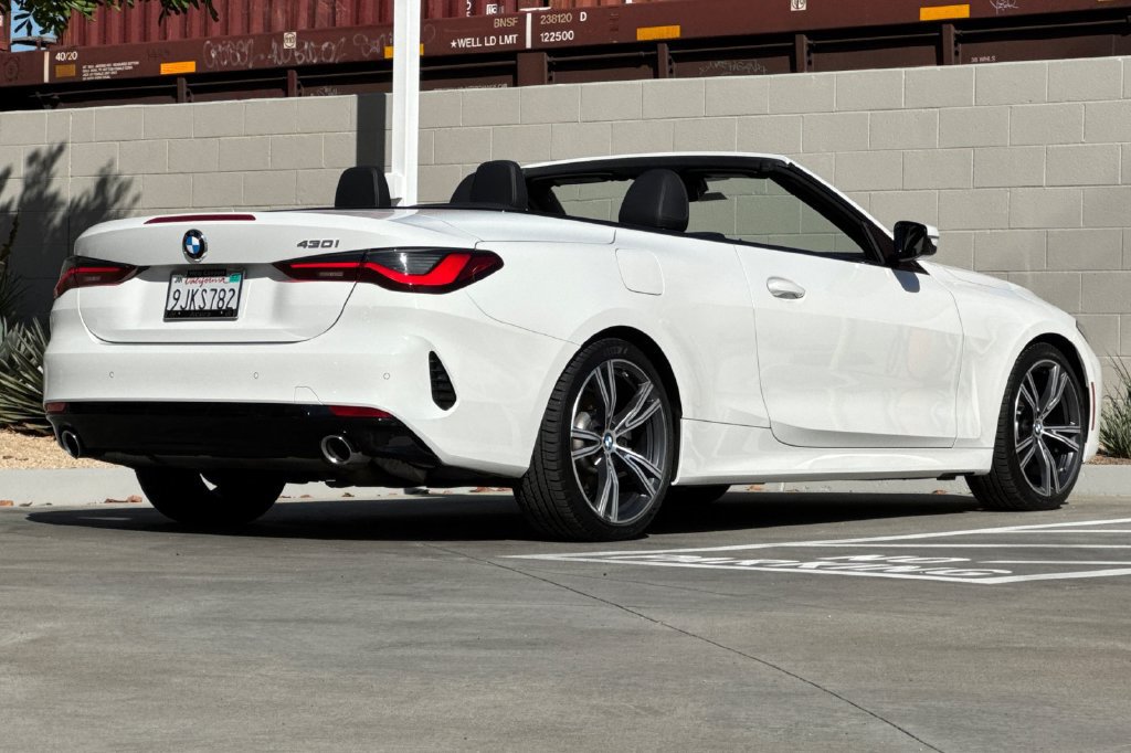 Used 2023 BMW 430i Convertible w/ Convenience Package RWD image 9