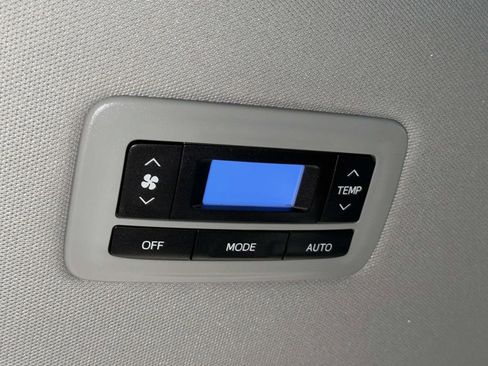 Used 2017 Toyota Sienna Limited Premium AWD/4WD image 21