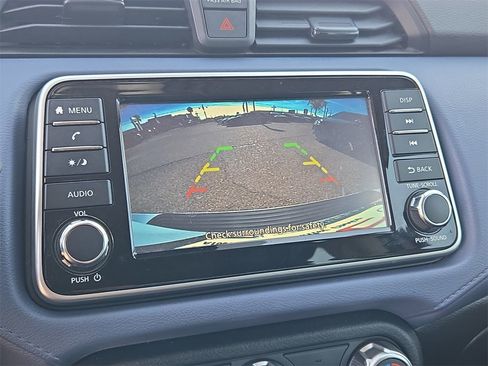 Used 2024 Nissan Versa SV w/ Trunk Package image 23