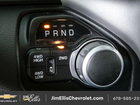 Used 2024 RAM 2500 Big Horn AWD/4WD image 16