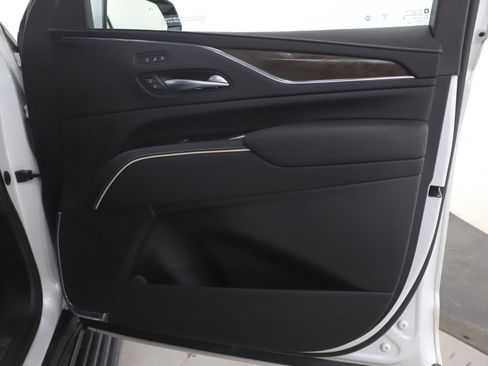 Used 2023 Cadillac Escalade ESV Sport Platinum w/ LPO, ONYX Package image 13