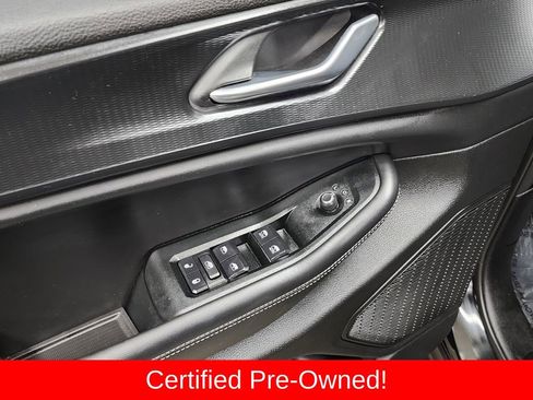 Certified 2025 Jeep Grand Cherokee Altitude AWD/4WD image 10