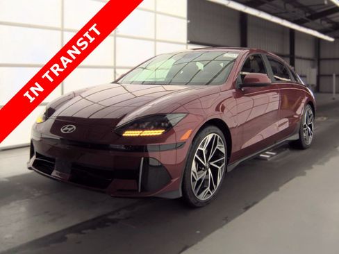 Used 2023 Hyundai Ioniq 6 SEL RWD image 1