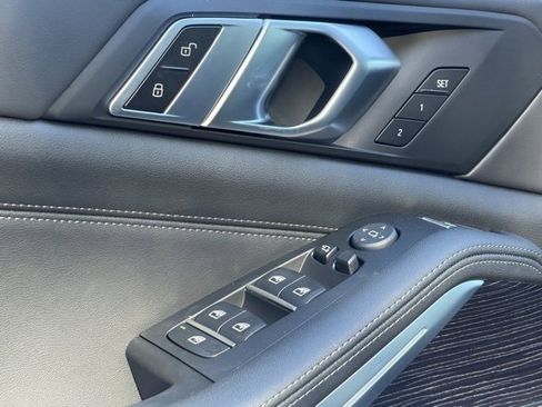 New 2026 BMW X5 sDrive40i w/ M Sport Package image 15