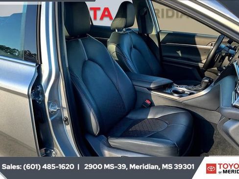 Used 2024 Toyota Camry XSE image 6