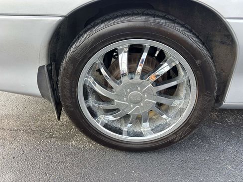 Used 1993 Chevrolet Camaro LT image 21