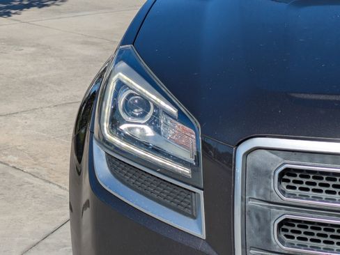 Used 2017 GMC Acadia Limited SLT image 7