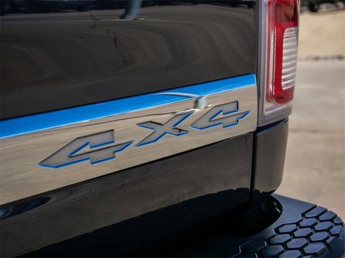 Used 2017 RAM 2500 Limited image 17