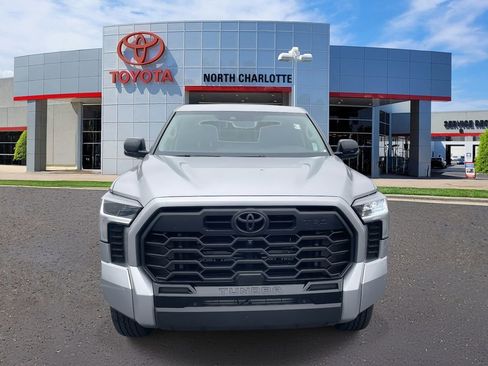 Used 2024 Toyota Tundra Limited image 5