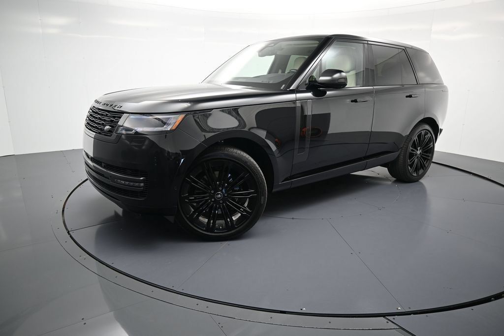 Used 2025 Land Rover Range Rover SE AWD/4WD image 1