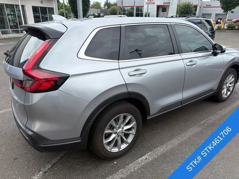 Used 2025 Honda CR-V EX image 4