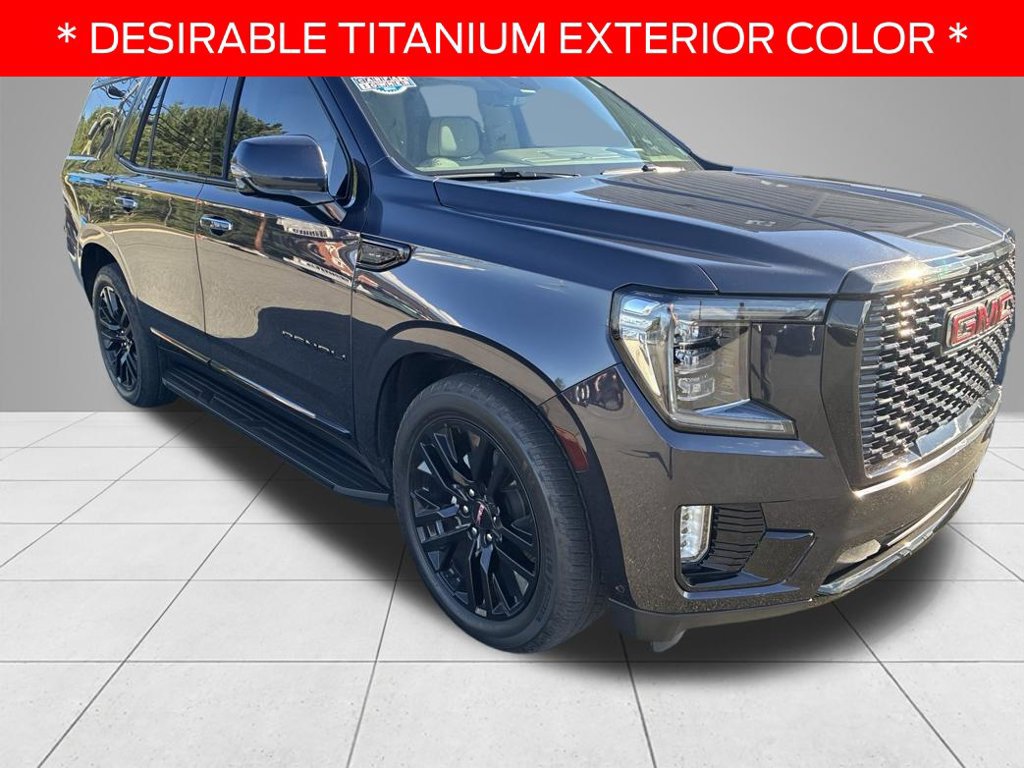Used 2024 GMC Yukon Denali w/ Advanced Technology Package AWD/4WD image 3