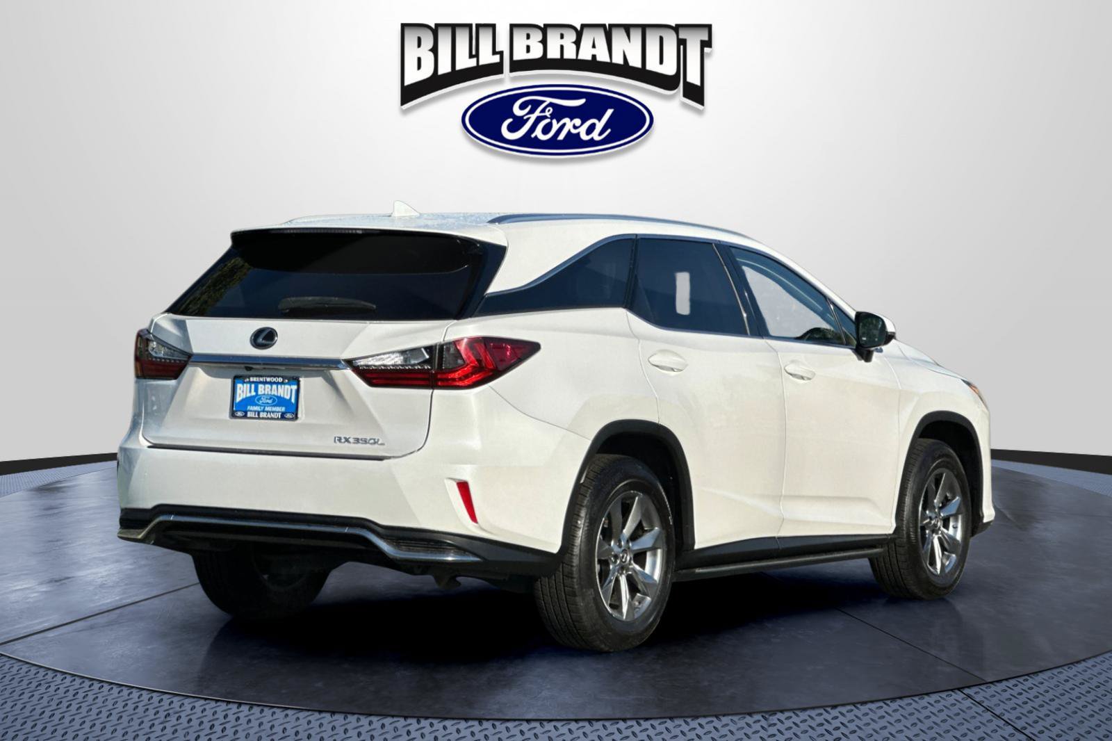 Used 2019 Lexus RX 350L FWD w/ Accessory Package image 3