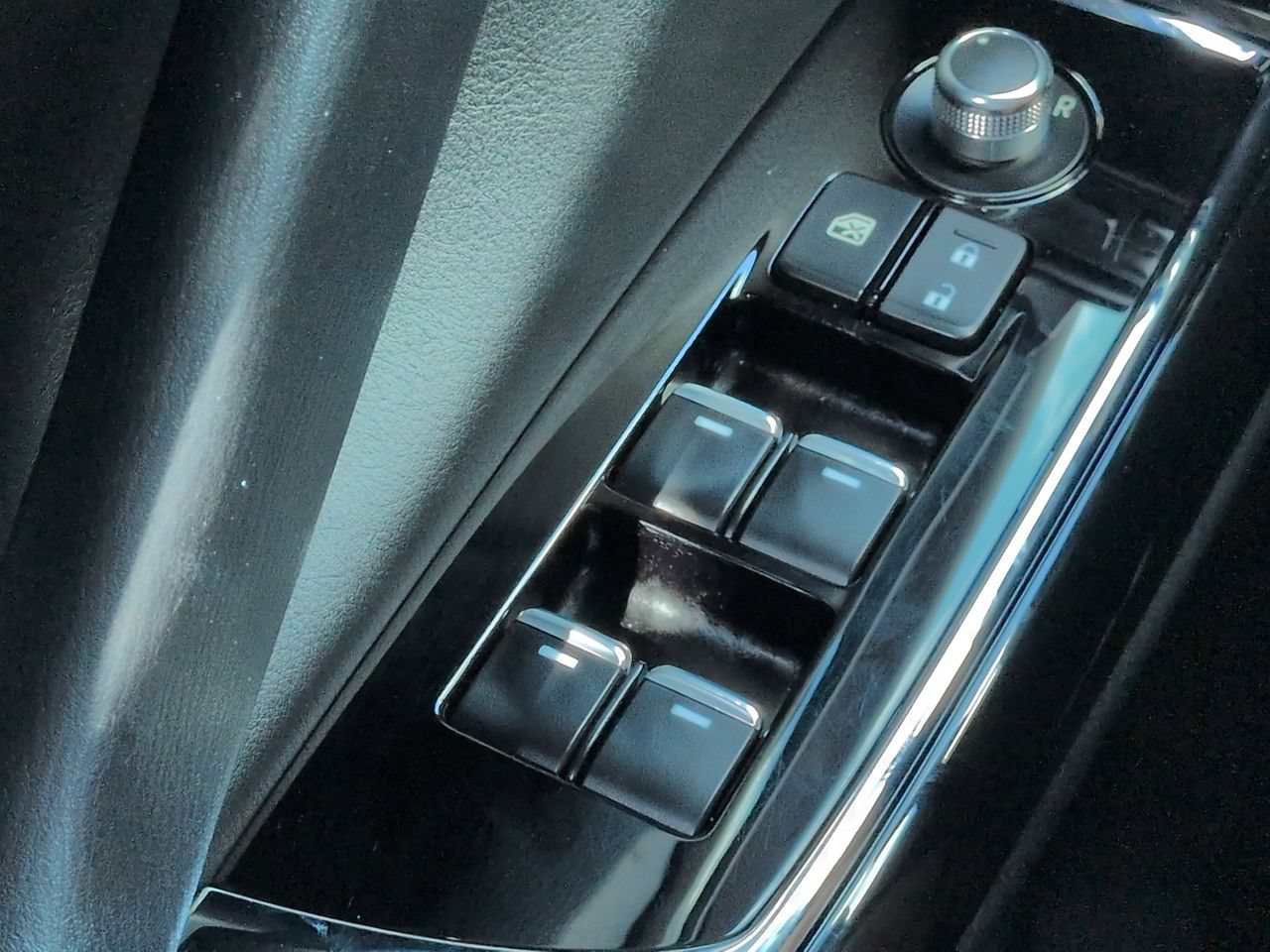 Used 2023 MAZDA CX-9 Touring Plus AWD/4WD image 25