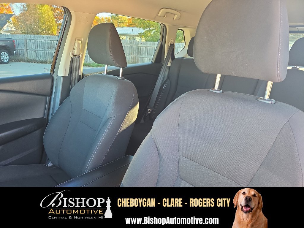 Used 2024 Nissan Rogue S AWD/4WD image 12