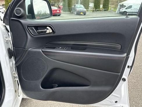 Used 2022 Dodge Durango R/T image 32
