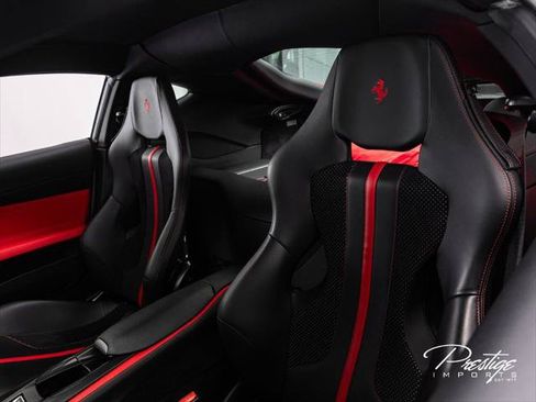 Used 2020 Ferrari 812 Superfast RWD image 25