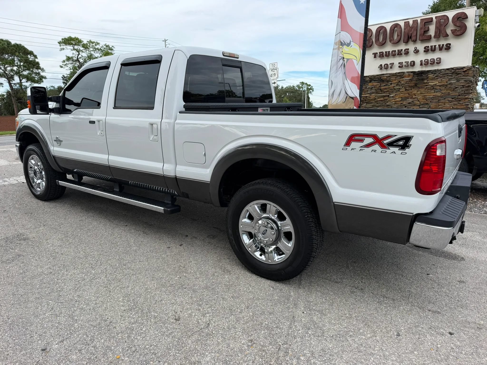 Used 2015 Ford F250 Lariat w/ Chrome Package AWD/4WD image 4