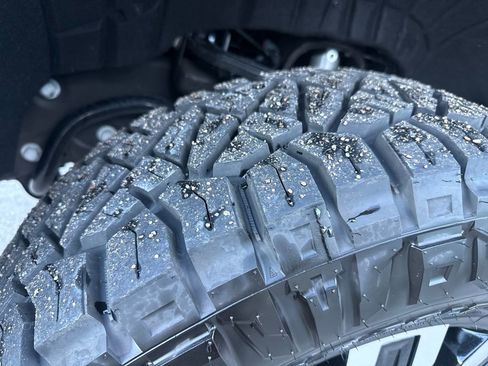 Used 2025 GMC Sierra 2500 Denali Ultimate image 28