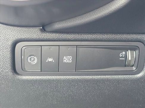 New 2026 Chevrolet Equinox EV LT image 27