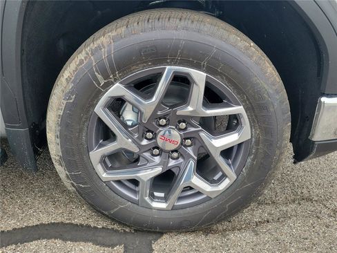 New 2026 GMC Sierra 1500 SLT image 5