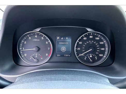 Used 2017 Hyundai Elantra Value Edition FWD image 20