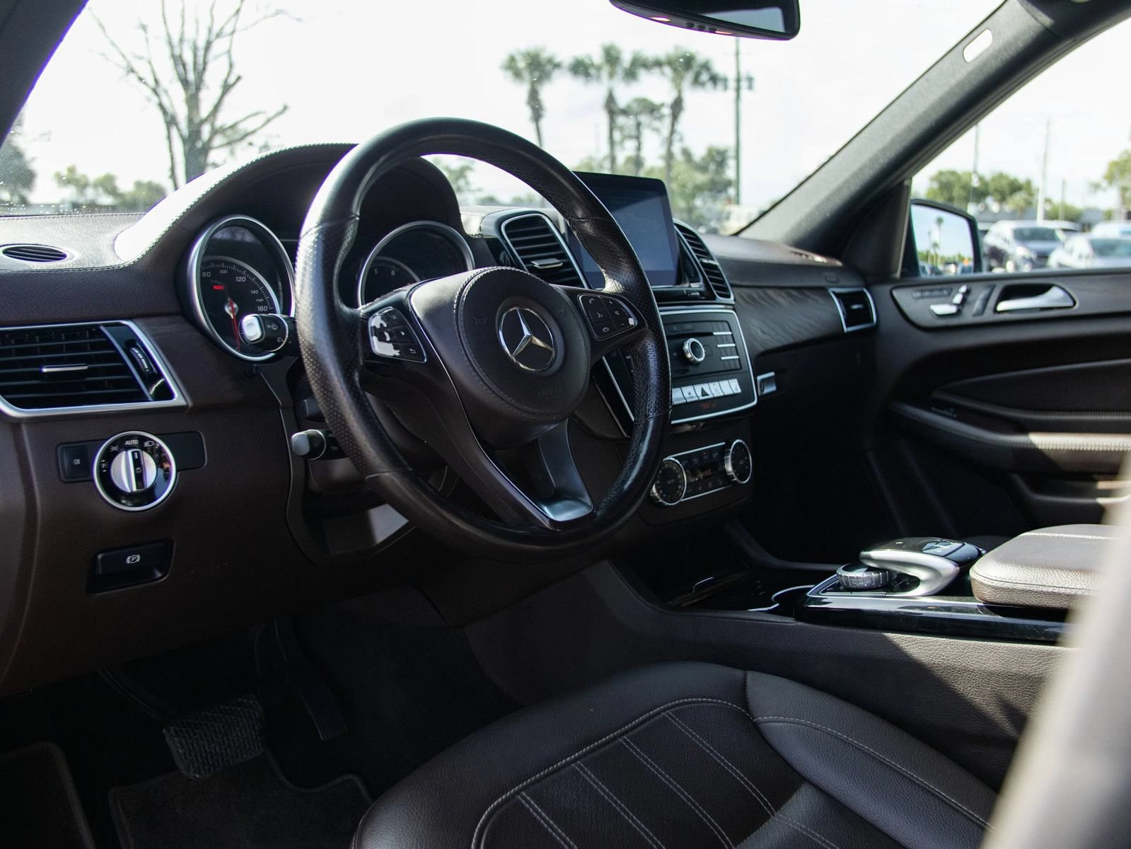 Used 2017 Mercedes-Benz GLS 450 4MATIC w/ Premium Package image 18