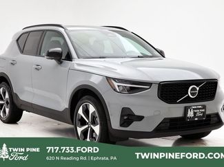 Used 2025 Volvo XC40 B5 Plus 360° Tour