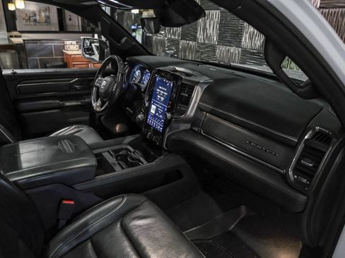 Used 2021 RAM 1500 Limited AWD/4WD image 15