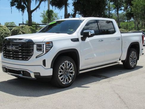 Used 2024 GMC Sierra 1500 Denali Ultimate AWD/4WD image 3