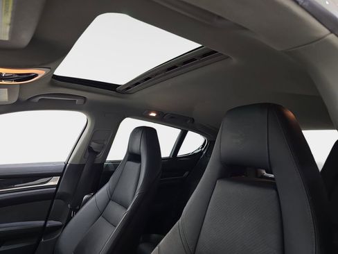 Used 2013 Porsche Panamera 4 image 33