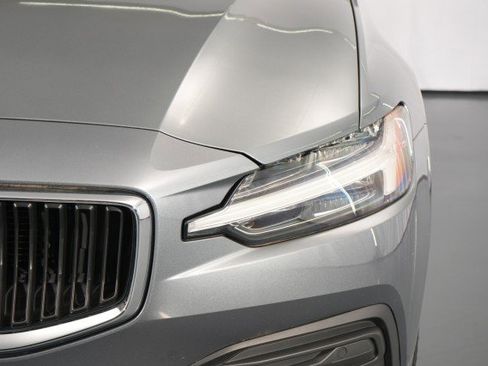 Used 2019 Volvo S60 T6 Momentum AWD/4WD image 6