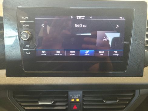 Used 2025 Volkswagen Jetta Sport FWD image 25