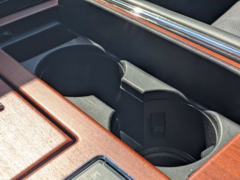 Used 2023 Lincoln Navigator Reserve AWD/4WD image 18