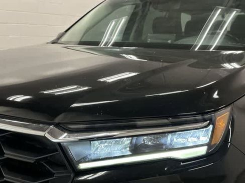 Used 2024 Honda Pilot EX-L image 31