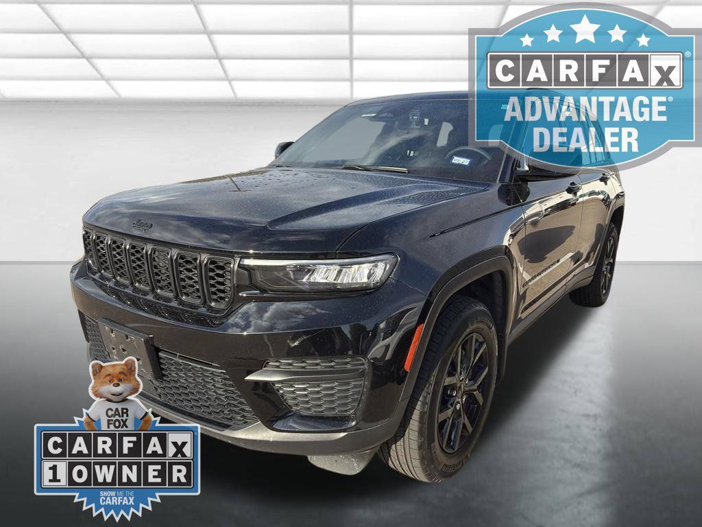 Used 2024 Jeep Grand Cherokee Altitude AWD/4WD image 6